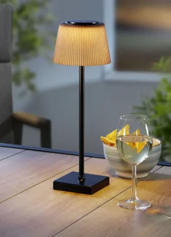 Tischleuchte aus mattschwarzem Metall