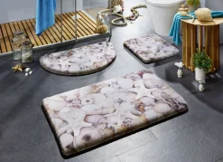 Traumhafte Badgarnitur mit Bandeinfassung