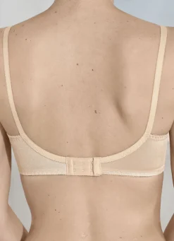 Triumph-Compliment Bügel-BH mit hübscher Spitze