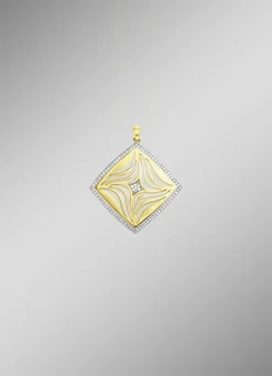 Vergoldeter Anhänger mit Zirkonia-