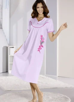 Wadenlanges Nachthemd mit Knopfleiste und kurzen Ärmeln