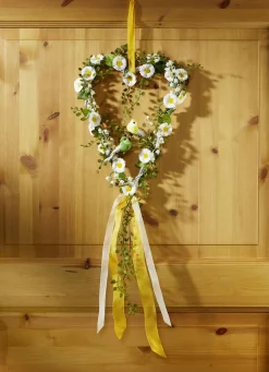 Weidenherz mit Blättern und Margeriten