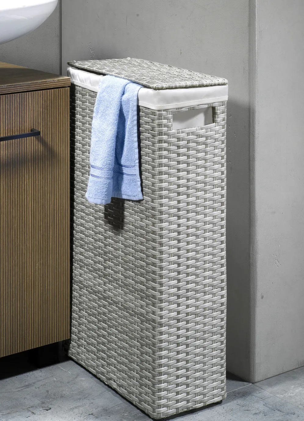 Wäschekorb mit Polyrattan-Geflecht