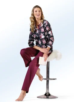 Zweierpack Schlafanzüge mit langen Ärmeln und Knopfleiste